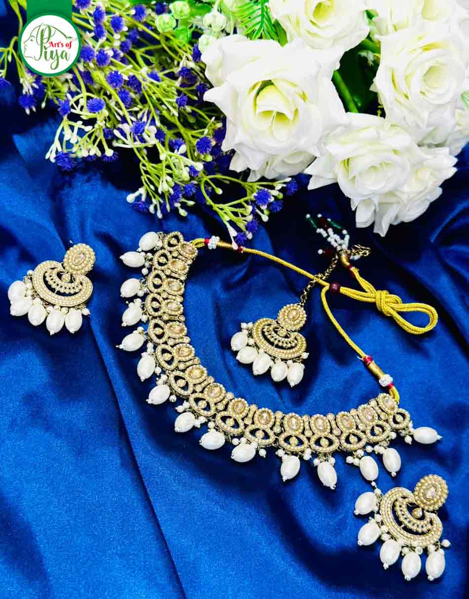 Pearly Kundan Choker Set