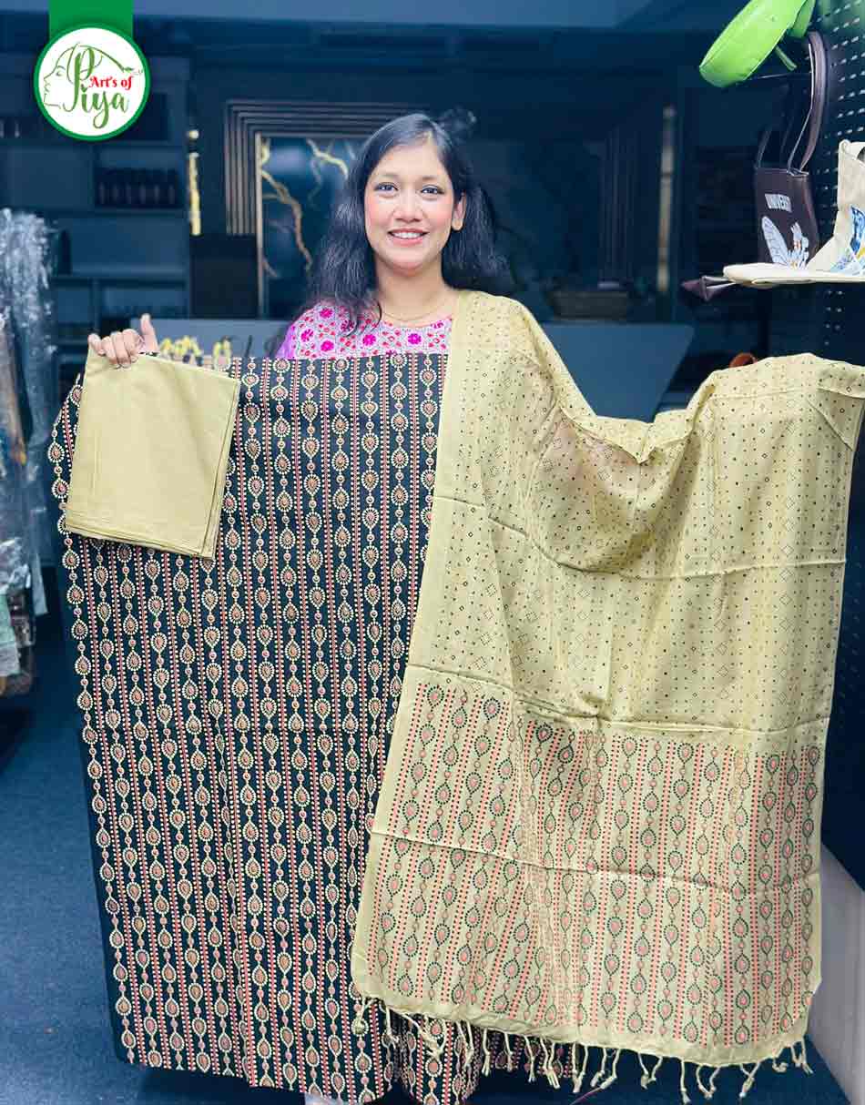 Screen Print - Unstitched Three Piece